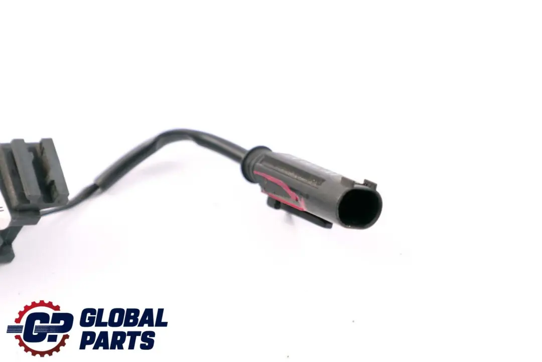 Mercedes C215 W220 Boquilla Limpiaparabrisas Central - SKU A2208600347 - Número de pieza A2208600347
