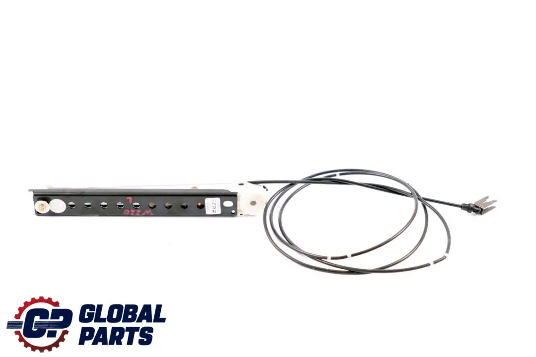 Mercedes-Benz S-Klasse W220 Gurtversteller Höhenversteller Rechts für mit Teilenummer A2208600988 Mercedes-Benz S-Klasse W220 Gurtversteller Höhenversteller Rechts - SKU A2208600988 - Teilenummer A2208600988