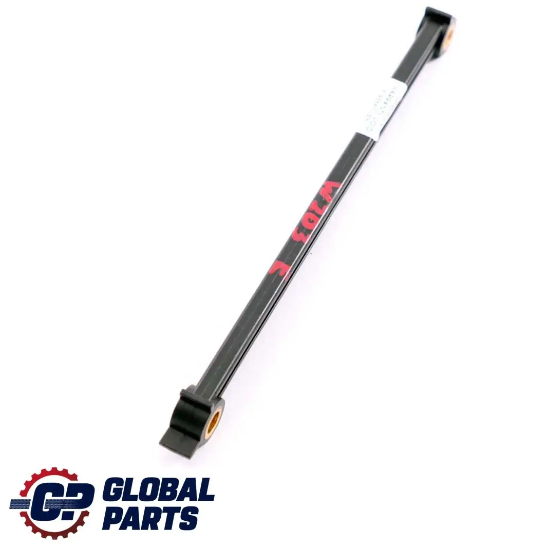 Supporto guida cintura sicurezza posteriore per Mercedes S W203 W220 con numero di parte A2208680022 Mercedes S W203 W220 Supporto guida cintura sicurezza posteriore - SKU A2208680022 - Numero di parte A2208680022