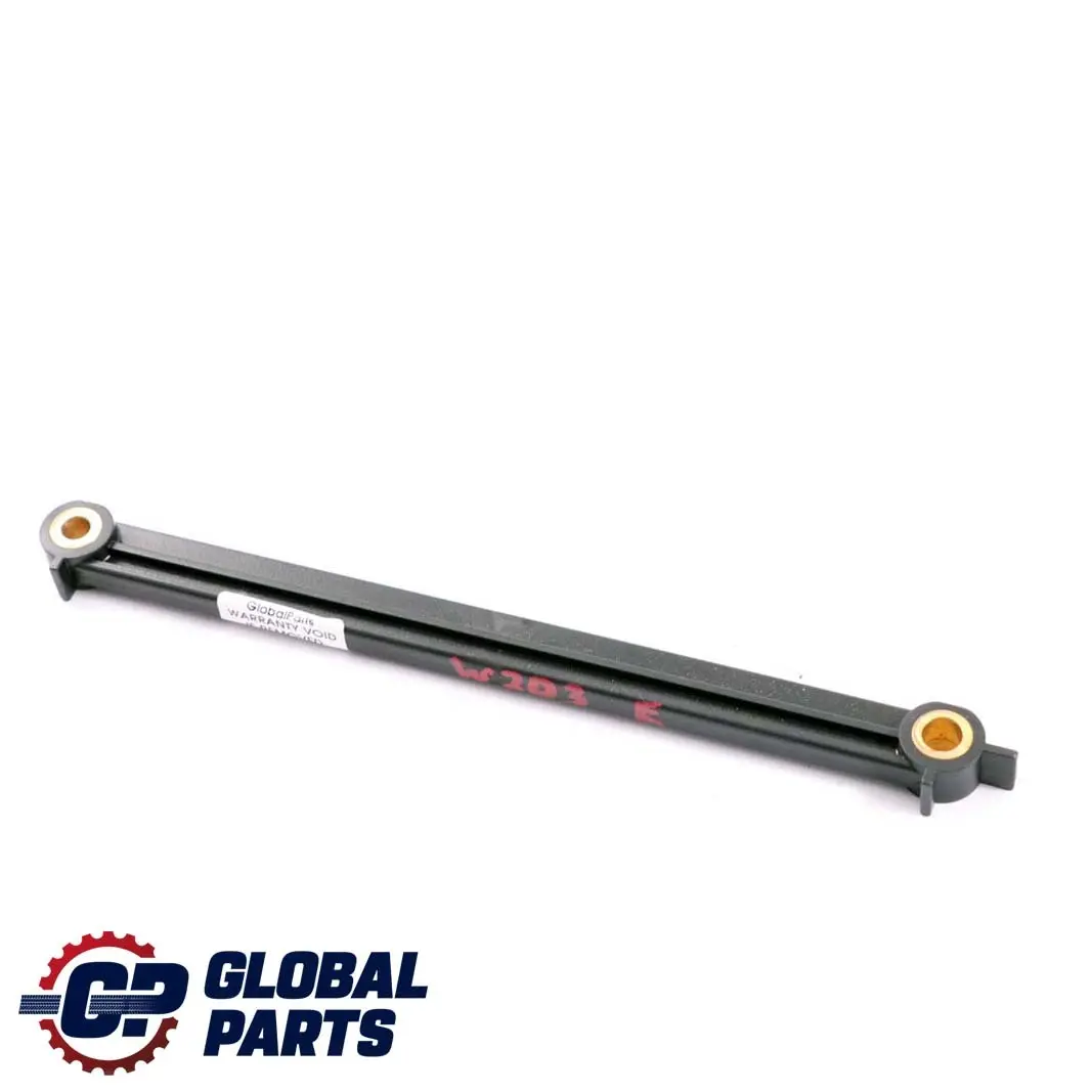 Supporto guida cintura sicurezza posteriore per Mercedes S W203 W220 con numero di parte A2208680022 Mercedes S W203 W220 Supporto guida cintura sicurezza posteriore - SKU A2208680022 - Numero di parte A2208680022
