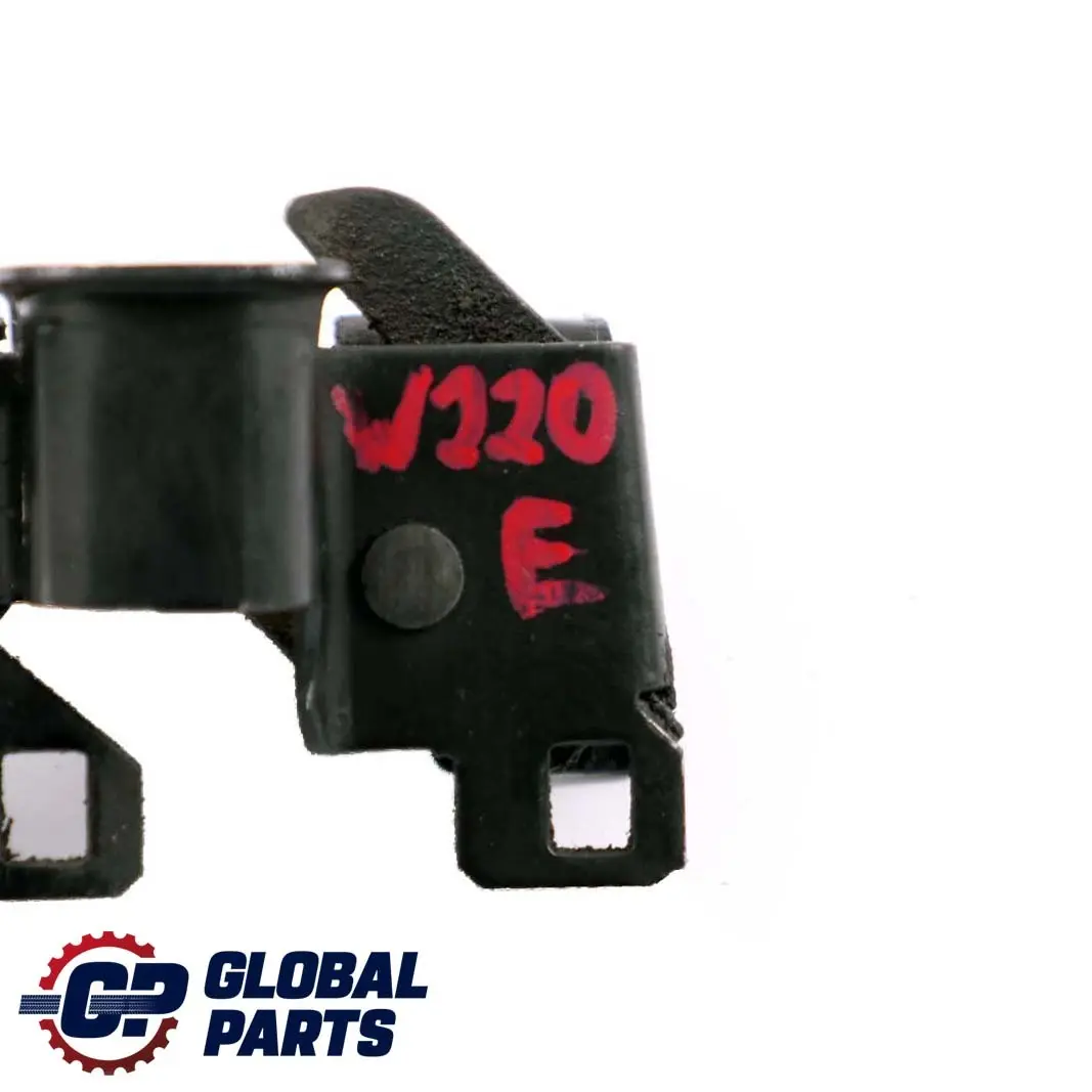 Mercedes-benz CL CLASSE S C215 W220 Capot Ferme Chateau pour à propos du numéro de pièce A2208800060 Mercedes-benz CL CLASSE S C215 W220 Capot Ferme Chateau - SKU A2208800060 - Numéro de pièce A2208800060