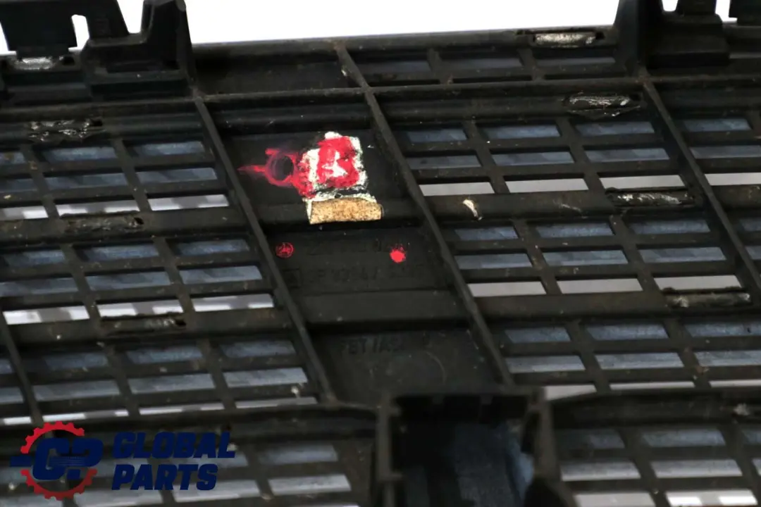 S-Klasse W220 Luftgitter Motorhaubengitter Chalcedonblau für Mercedes mit Teilenummer A2208800205 Mercedes S-Klasse W220 Luftgitter Motorhaubengitter Chalcedonblau - SKU A2208800205-QB - Teilenummer A2208800205