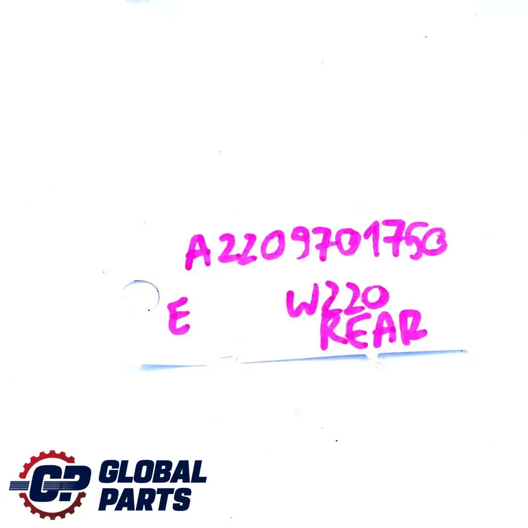 Mercedes-Benz S-Klasse W220 Rücksitz Kopfstütze Leder Alpaca Grau für mit Teilenummer A2209701750 Mercedes-Benz S-Klasse W220 Rücksitz Kopfstütze Leder Alpaca Grau - SKU A2209701750 - Teilenummer A2209701750