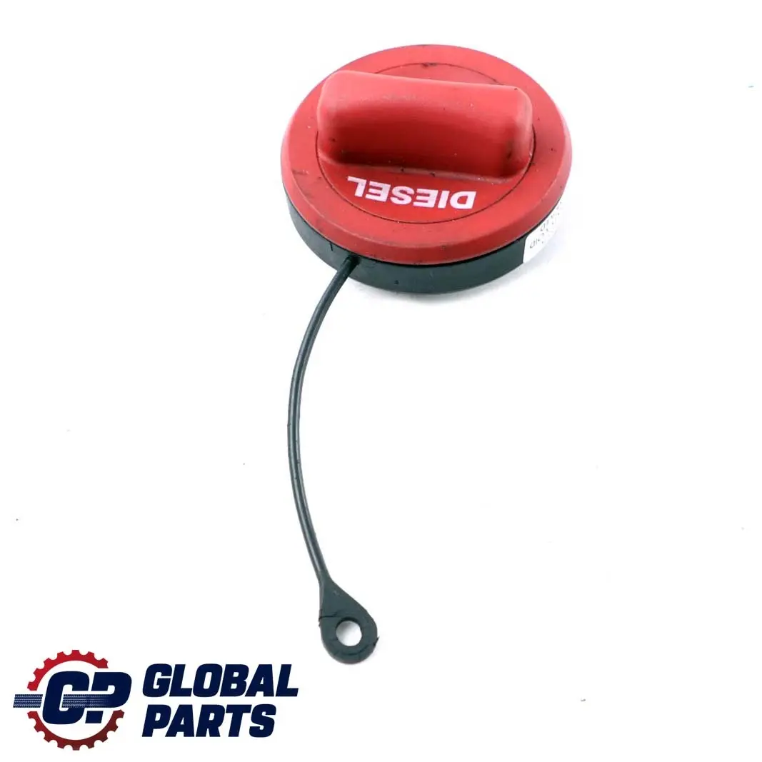 Mercedes W204 W207 W212 Tapón del depósito de combustible Diesel Rojo - SKU A2214700905 - Número de pieza A2214700905