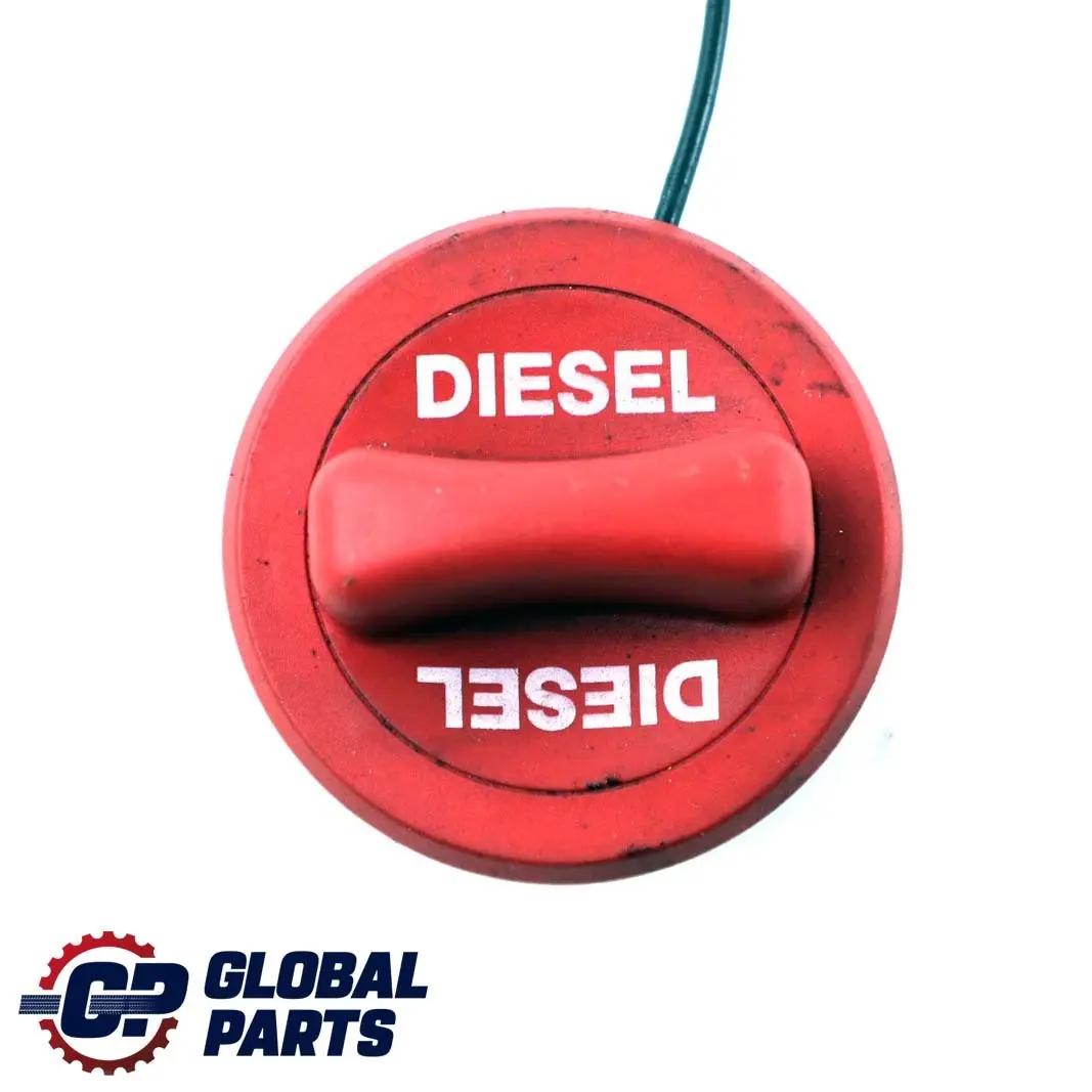 Mercedes W204 W207 W212 Tapón del depósito de combustible Diesel Rojo - SKU A2214700905 - Número de pieza A2214700905