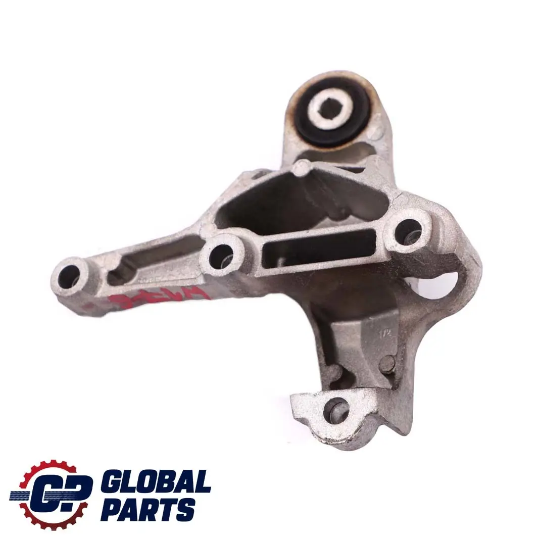 Mercedes-Benz W176 W246 Support du moteur diesel Support superieur de fixation pour à propos du numéro de pièce A2462401309 Mercedes-Benz W176 W246 Support du moteur diesel Support superieur de fixation - SKU A2462401309 - Numéro de pièce A2462401309