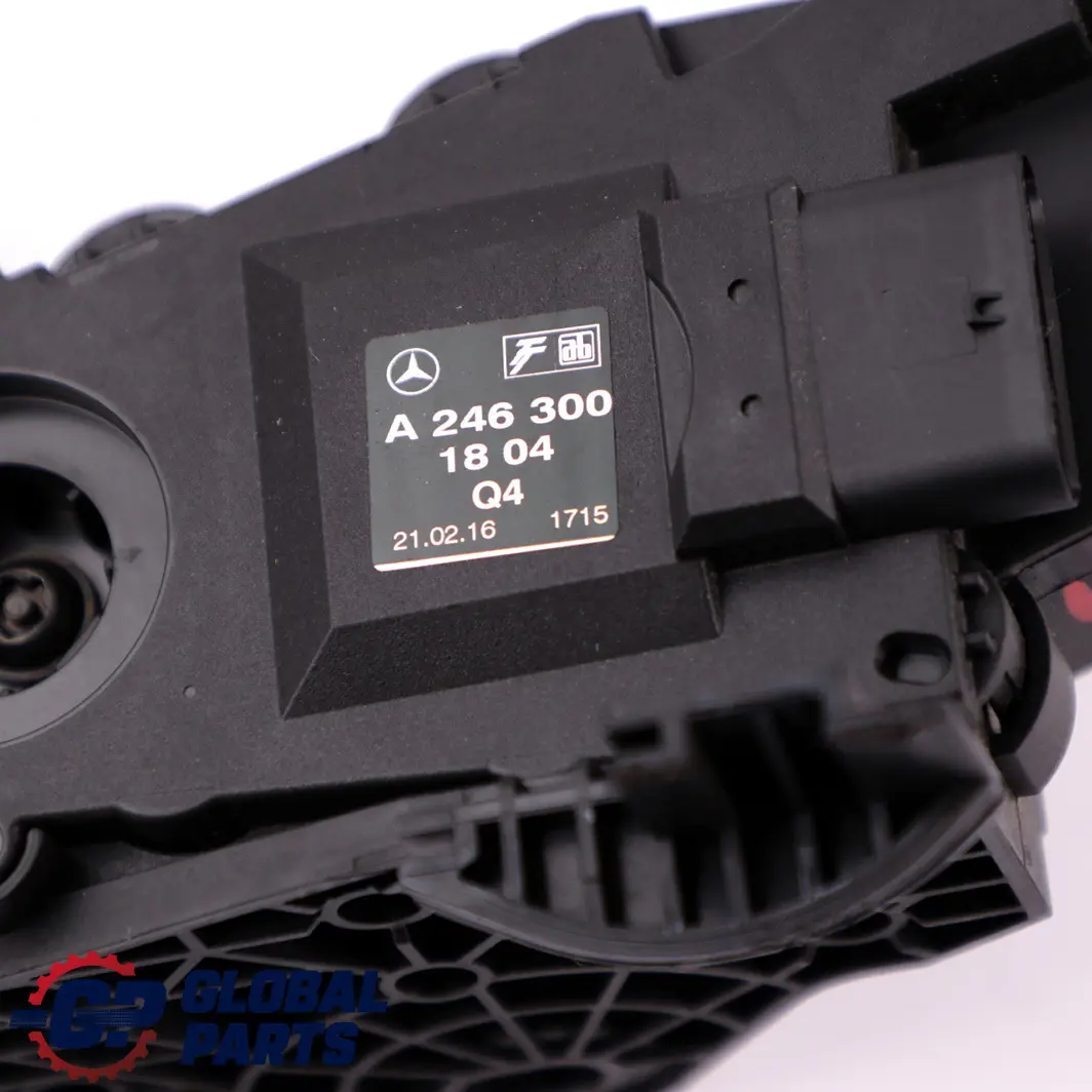 Pedale acceleratore del gas per Mercedes W176 W246 con numero di parte A2463001804 Mercedes W176 W246 Pedale acceleratore del gas - SKU A2463001804 - Numero di parte A2463001804