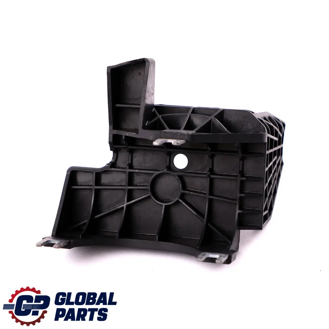 Mercedes-Benz W176 Soporte de la bomba ABS de freno para con número de pieza A2464300210 Mercedes-Benz W176 Soporte de la bomba ABS de freno - SKU A2464300210 - Número de pieza A2464300210