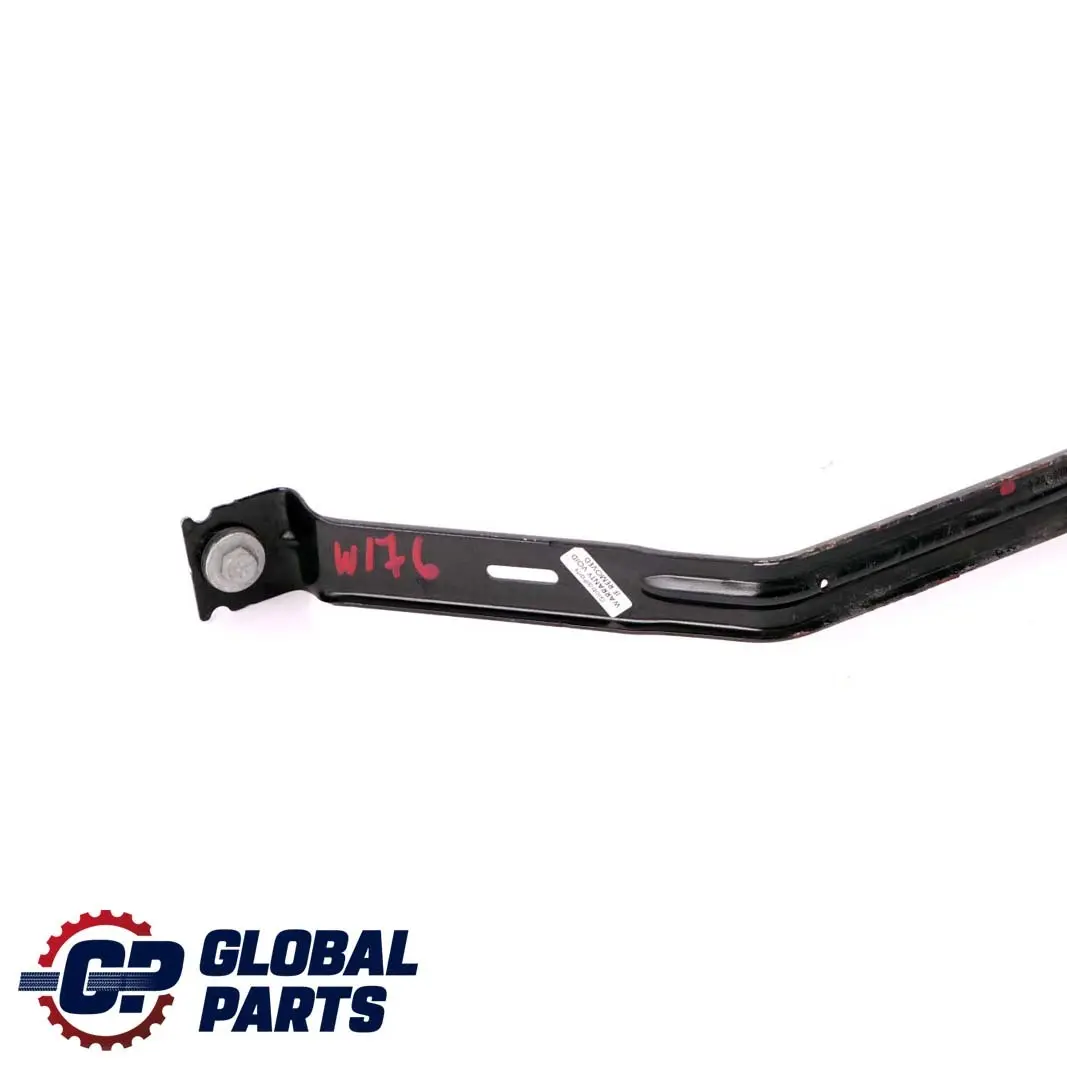 Support Fixation Réservoir Carburant Droit Côté Conducteur pour Mercedes W176 W246 à propos du numéro de pièce A2464700440 Mercedes W176 W246 Support Fixation Réservoir Carburant Droit Côté Conducteur - SKU A2464700440 - Numéro de pièce A2464700440