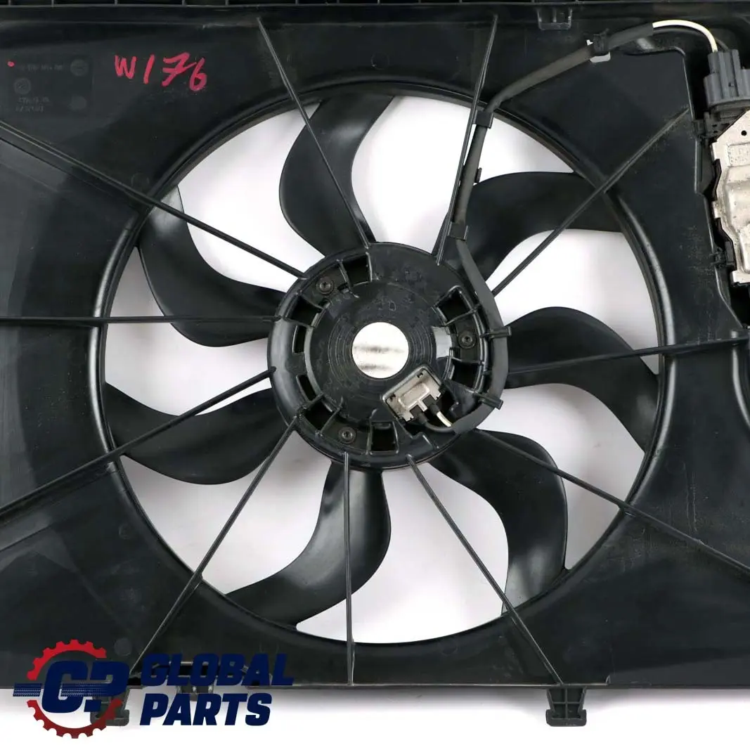 Mercedes W176 W246 Motor Refrigeración Radiador Ventilador - SKU A2465000093 - Número de pieza A2465000093