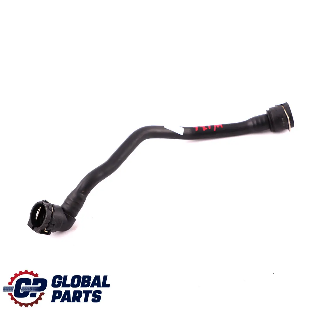 Tubo acqua refrigerante radiatore destro per Mercedes W176 con numero di parte A2465010058 Mercedes W176 Tubo acqua refrigerante radiatore destro - SKU A2465010058 - Numero di parte A2465010058