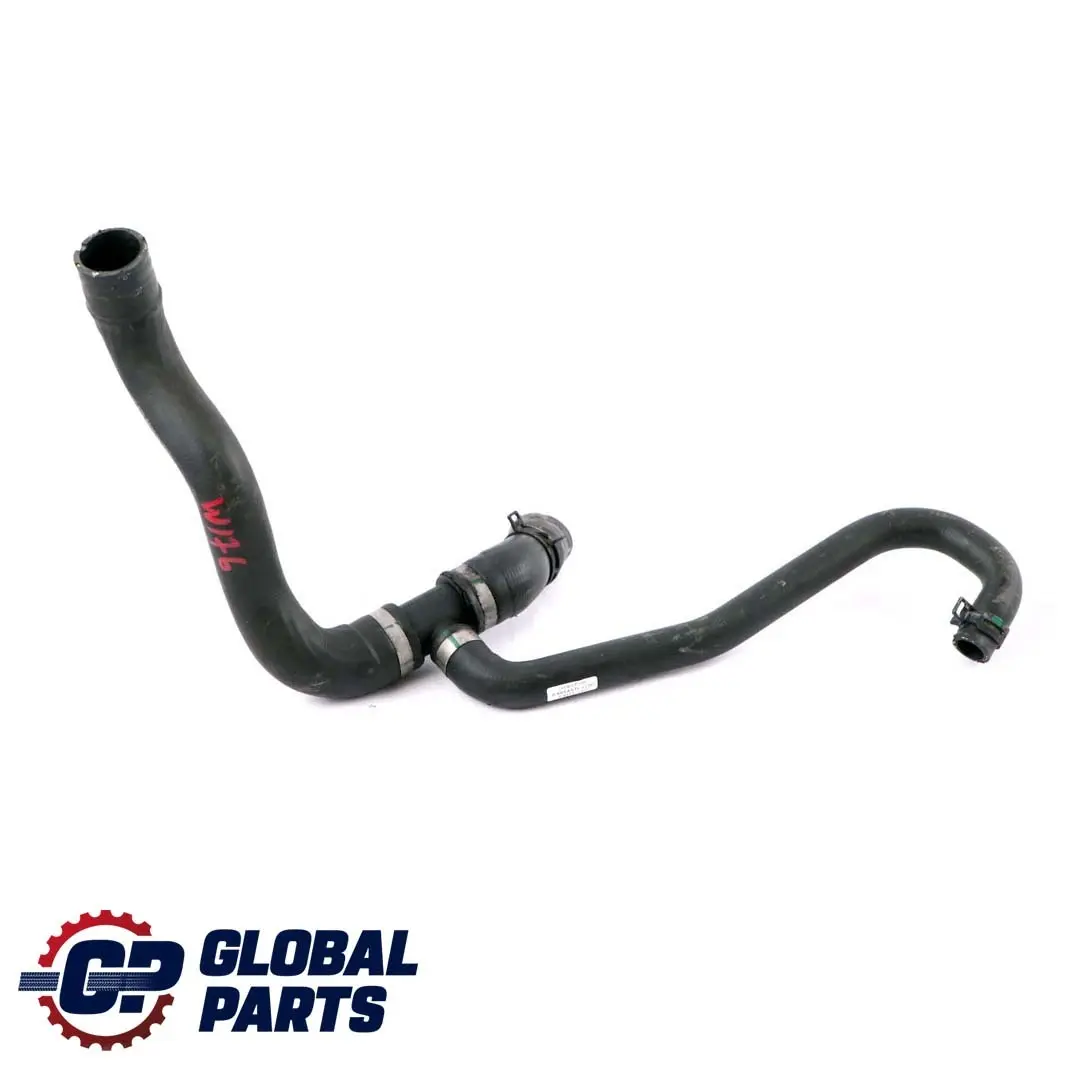 Mercedes-Benz W176 W246 OM607 tubo flessibile acqua refrigerante diesel destra per con numero di parte A2465011558 Mercedes-Benz W176 W246 OM607 tubo flessibile acqua refrigerante diesel destra - SKU A2465011558 - Numero di parte A2465011558