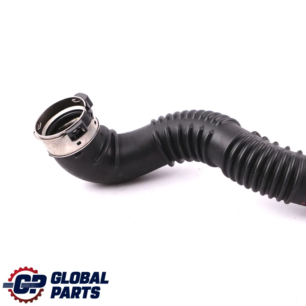 Enfriador de la Carga de Aire Turbo Tubo Intercooler Manguera para Mercedes W176 con número de pieza A2465200401 Mercedes W176 Enfriador de la Carga de Aire Turbo Tubo Intercooler Manguera - SKU A2465200401 - Número de pieza A2465200401