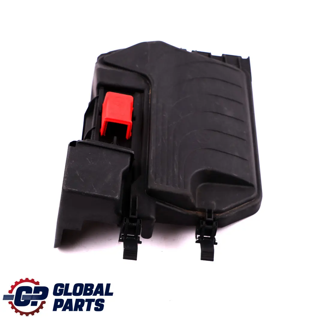 Mercedes W176 Equipement de couverture Boîte à fusibles électrique - SKU A2465400082 - Numéro de pièce A2465400082