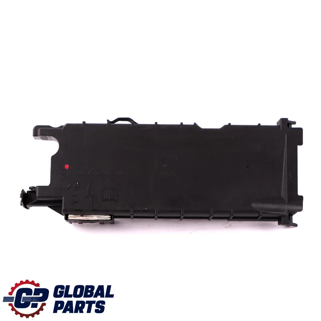 Mercedes A W176 Equipaggiamento copertura elettrica scatola fusibili - SKU A2465400140 - Numero di parte A2465400140