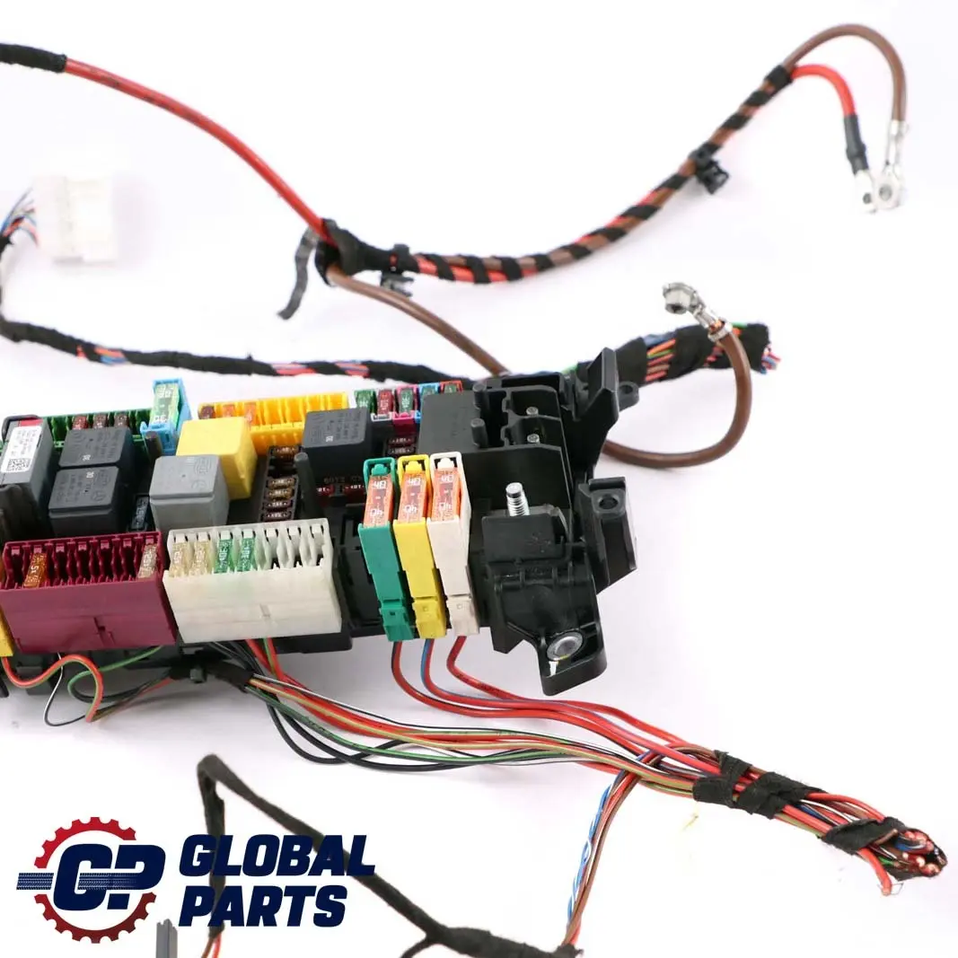Mercedes W176 Fuse Relay Box Unit A2469067200 - SKU A2465400340 - Part number A2465400340