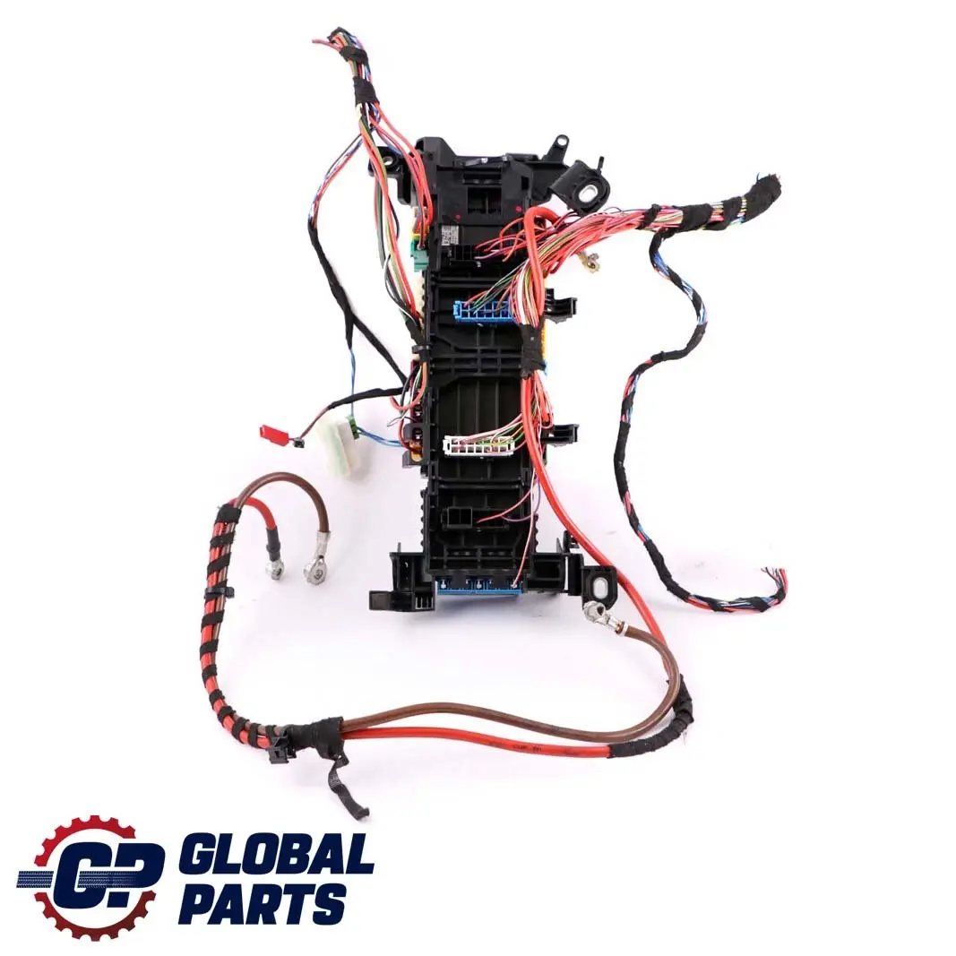 Mercedes W176 Fuse Relay Box Unit A2469067200 - SKU A2465400340 - Part number A2465400340