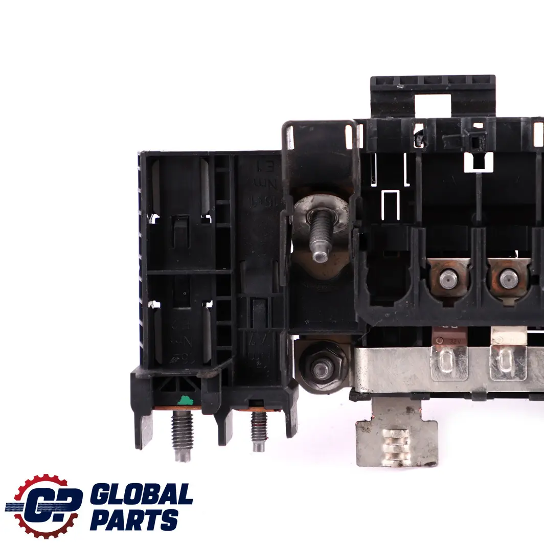 Fuse Box Relay Unit para Mercedes W176 W246 Diesel con número de pieza A2465402150 Mercedes W176 W246 Diesel Fuse Box Relay Unit - SKU A2465402150 - Número de pieza A2465402150