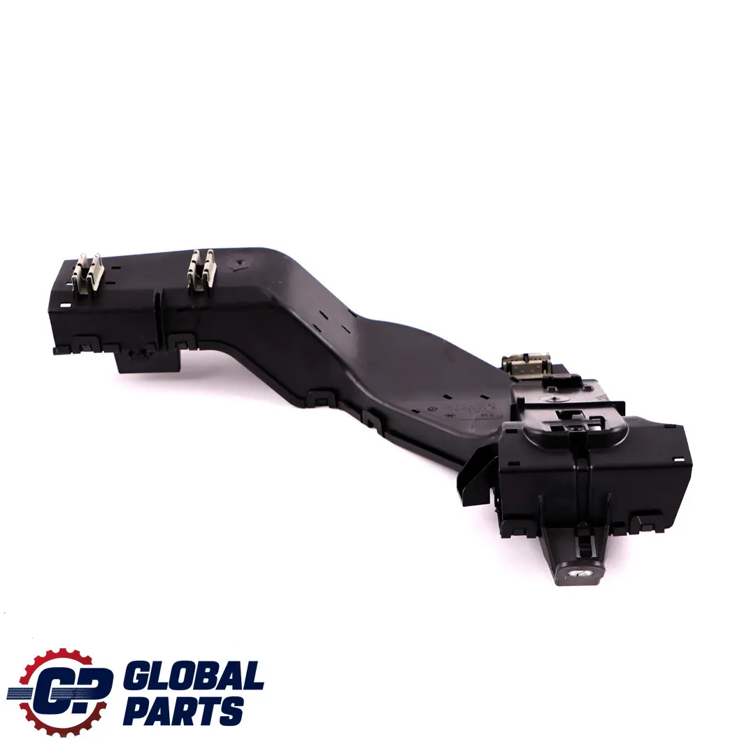 Mercedes-Benz A B W176 W246 Rear Axle Left N/S Wiring Cable Holder Bracket to with Part number A2465462780 Mercedes-Benz A B W176 W246 Rear Axle Left N/S Wiring Cable Holder Bracket - SKU A2465462780 - Part number A2465462780