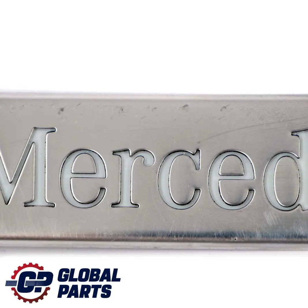 Mercedes W176 W246 Listwa Progowa Przednia Prawa Podświetlana - SKU A2466805400 - Numer Części A2466805400