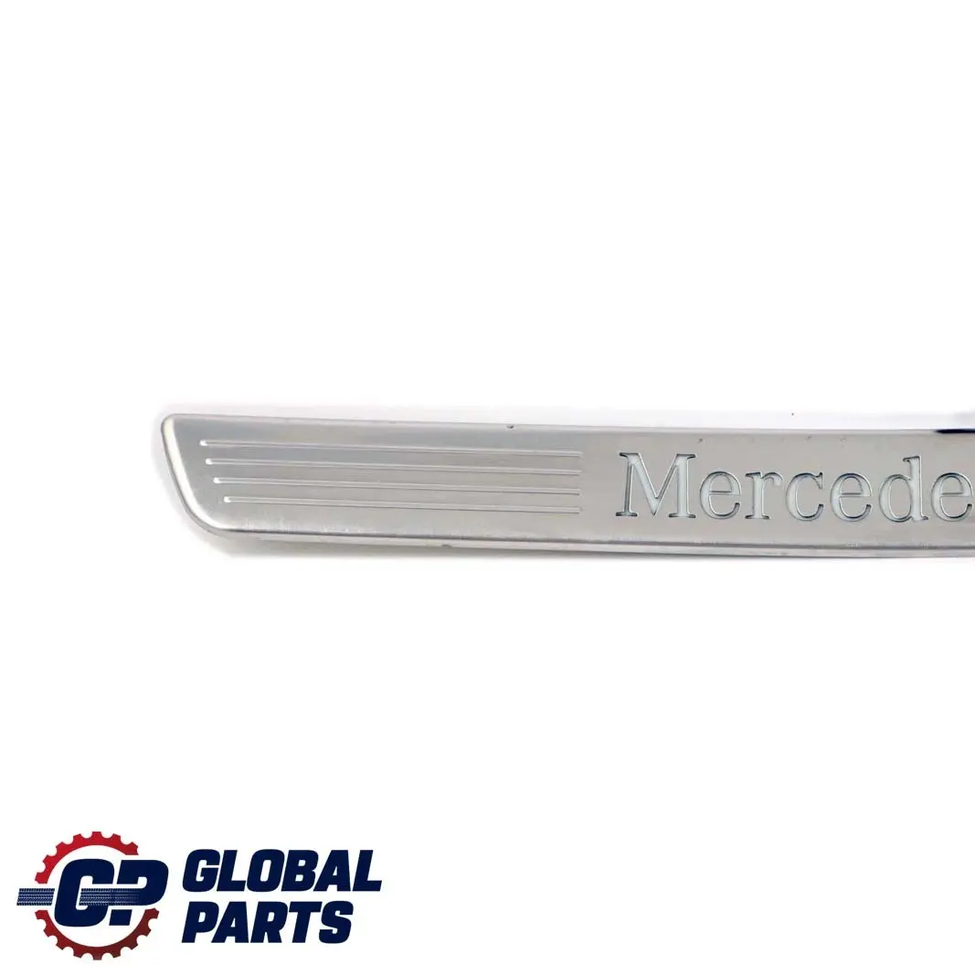 Mercedes W176 W246 Listwa Progowa Przednia Prawa Podświetlana - SKU A2466805400 - Numer Części A2466805400