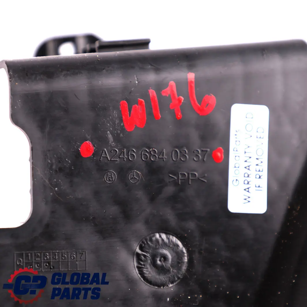 Mercedes A W176 Pannello supporto poggiapiedi passeggero sinistro - SKU A2466840337 - Numero di parte A2466840337