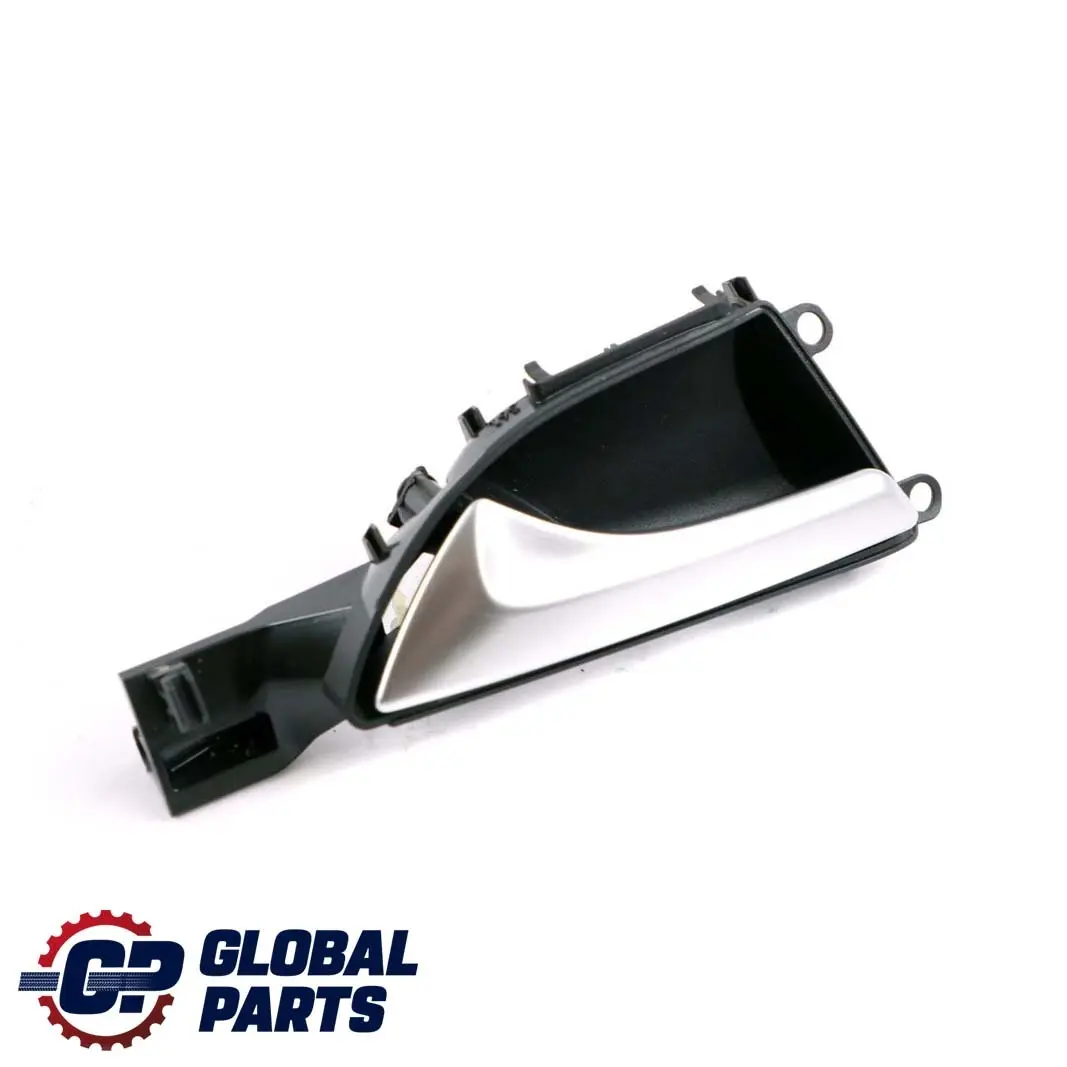 Manija puerta interior delantera traser izquierda para Mercedes W176 W246 con número de pieza A2467600561 Mercedes W176 W246 Manija puerta interior delantera traser izquierda - SKU A2467600561 - Número de pieza A2467600561
