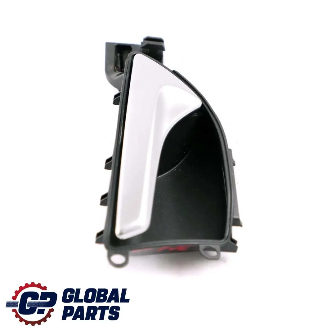 Poignée de porte intérieure avant arrière gauche pour Mercedes W176 W246 à propos du numéro de pièce A2467600561 Mercedes W176 W246 Poignée de porte intérieure avant arrière gauche - SKU A2467600561 - Numéro de pièce A2467600561