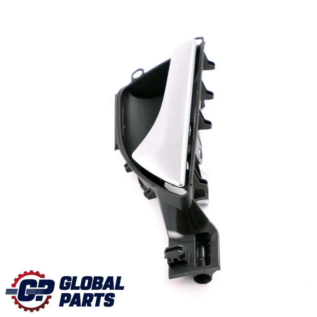 Manija puerta interior delantera traser izquierda para Mercedes W176 W246 con número de pieza A2467600561 Mercedes W176 W246 Manija puerta interior delantera traser izquierda - SKU A2467600561 - Número de pieza A2467600561