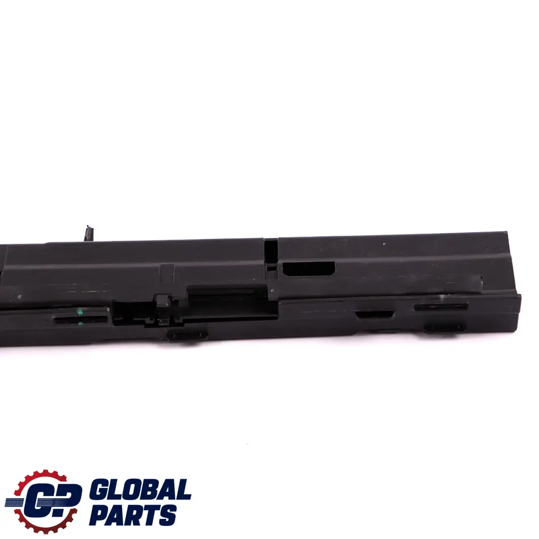 Mercedes-Benz A B Class W176 W246 Front Left N/S Wiring Cable Holder Bracket to with Part number A2468210189 Mercedes-Benz A B Class W176 W246 Front Left N/S Wiring Cable Holder Bracket - SKU A2468210189 - Part number A2468210189