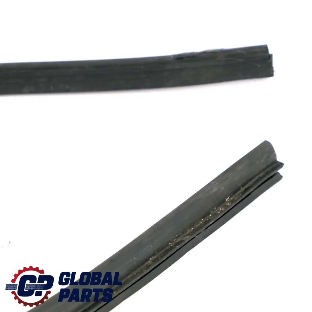 Junta De Goma Del Capó para Mercedes W176 W246 con número de pieza A2468870098 Mercedes W176 W246 Junta De Goma Del Capó - SKU A2468870098 - Número de pieza A2468870098