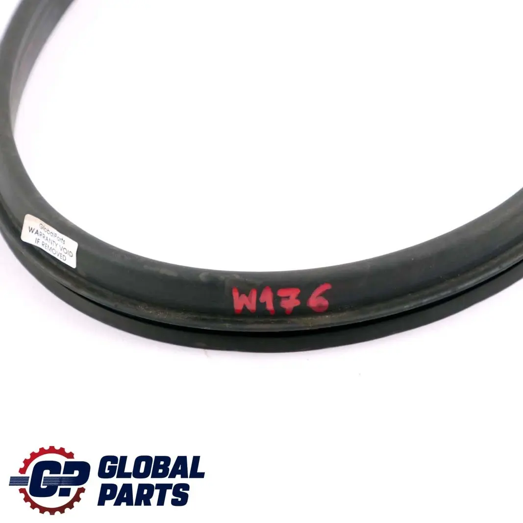 Mercedes W176 W246 Joint D'Étanchéité Caoutchouc Capot - SKU A2468870098 - Numéro de pièce A2468870098