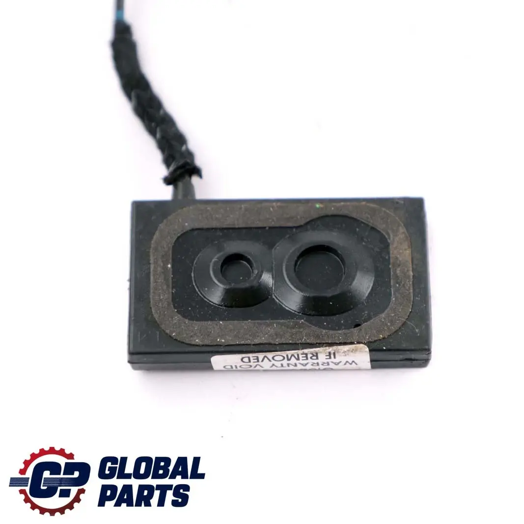 Amplificateur d'antenne d'appoint aérien pour Mercedes CLA C117 W176 à propos du numéro de pièce A2469054201 Mercedes CLA C117 W176 Amplificateur d'antenne d'appoint aérien - SKU A2469054201 - Numéro de pièce A2469054201