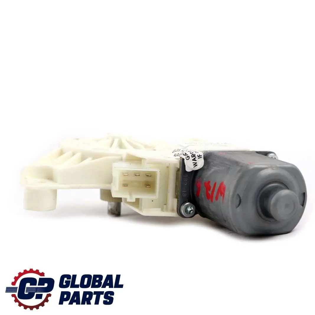 Moteur de lève-vitre de porte avant gauche pour Mercedes W176 W246 à propos du numéro de pièce A2469065100 Mercedes W176 W246 Moteur de lève-vitre de porte avant gauche - SKU A2469065100 - Numéro de pièce A2469065100