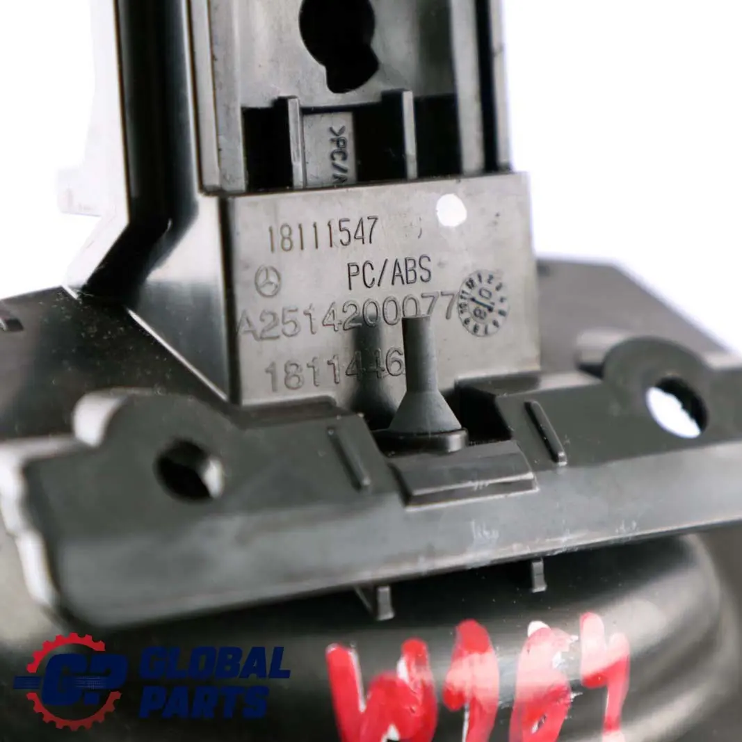 Guía del tirador del freno de estacionamiento para Mercedes W164 con número de pieza A2514200077 Mercedes W164 Guía del tirador del freno de estacionamiento - SKU A2514200077 - Número de pieza A2514200077