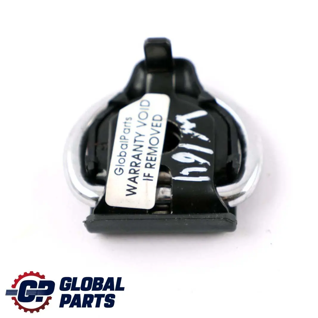 Soporte Embellecedor Gancho Amarre Maletero para Mercedes MR ML W164 W251 con número de pieza A2518600014 Mercedes MR ML W164 W251 Soporte Embellecedor Gancho Amarre Maletero - SKU A2518600014 - Número de pieza A2518600014