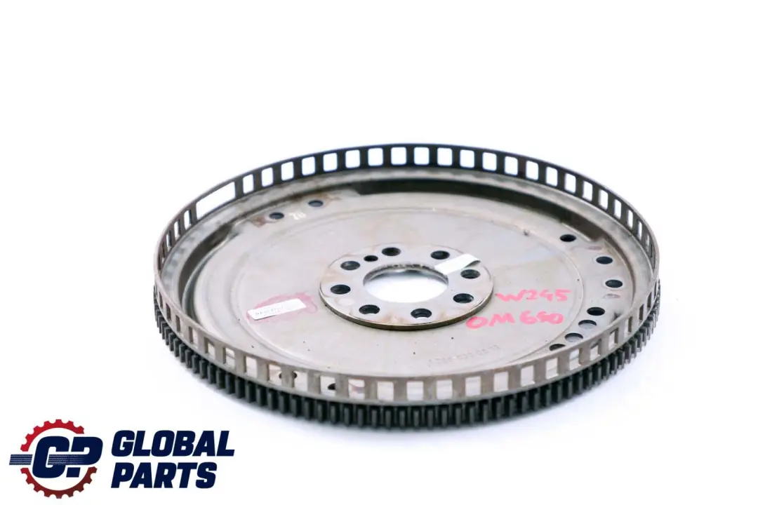 Classe B W169 W245 OM640 Volant Pignon Volant Mercedes A - SKU A2660300012 - Numéro de pièce A2660300012