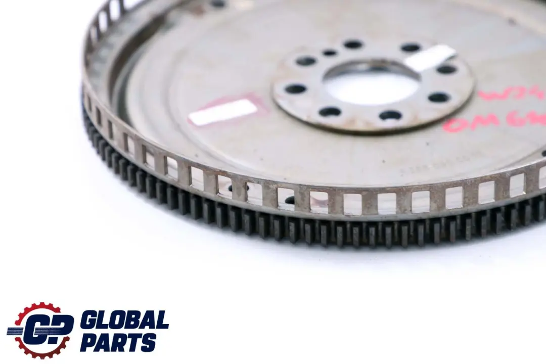 OM640 Volant Pignon Volant pour Mercedes W169 W245 à propos du numéro de pièce A2660300012 Mercedes W169 W245 OM640 Volant Pignon Volant - SKU A2660300012 - Numéro de pièce A2660300012