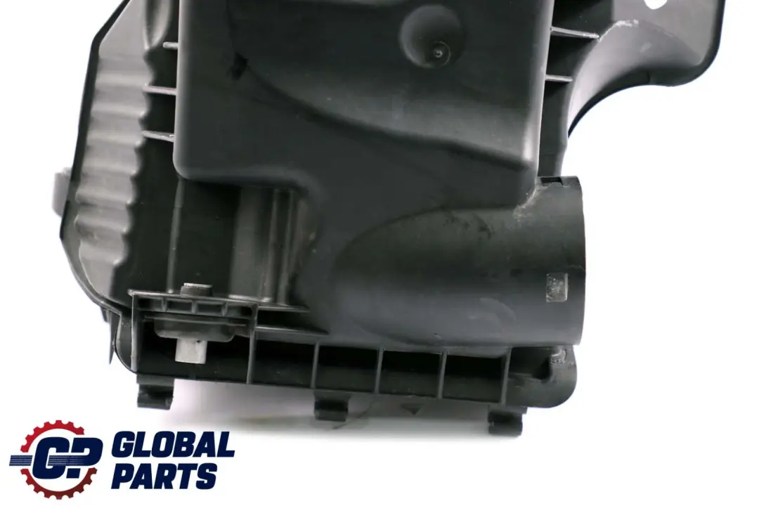 Caja Del filtro De Aire para Mercedes W169 W245 con número de pieza A2660900101 Mercedes W169 W245 Caja Del filtro De Aire - SKU A2660900101 - Número de pieza A2660900101