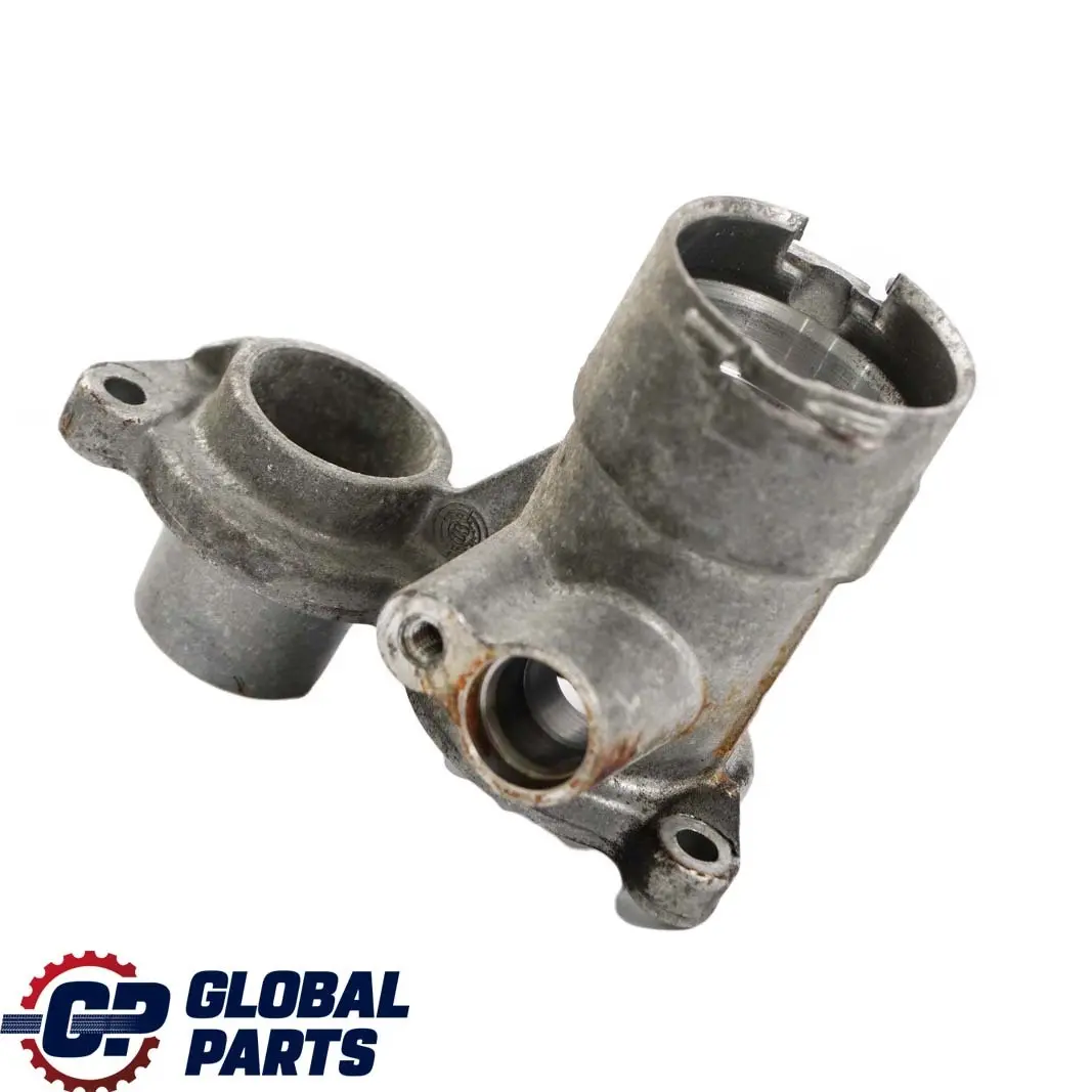 klasa W203 M271 Króciec wody do Mercedes C o numerze A2712001156 Mercedes C klasa W203 M271 Króciec wody - SKU A2712001156 - Numer Części A2712001156