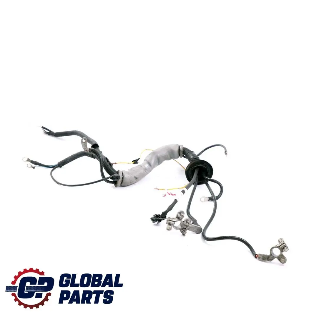 Mercedes-Benz Vaneo W414 Cable Starter Line Positive Line Battery to with Part number A4145400130 Mercedes-Benz Vaneo W414 Cable Starter Line Positive Line Battery - SKU A4145400130 - Part number A4145400130