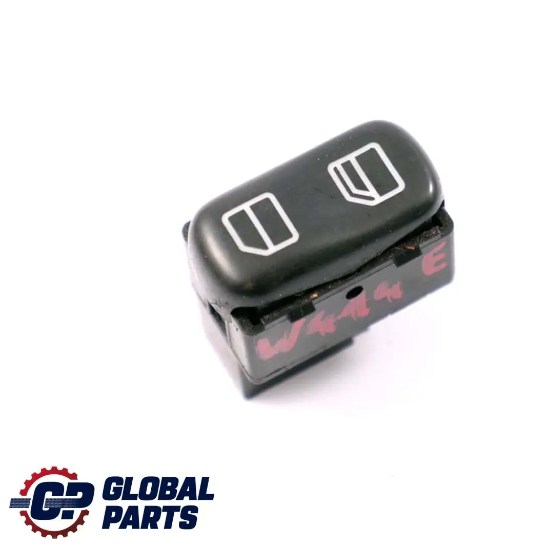 W414 Bouton De Commande De Lève-Vitre Avant pour Mercedes Vaneo à propos du numéro de pièce A4145450807 Mercedes Vaneo W414 Bouton De Commande De Lève-Vitre Avant - SKU A4145450807 - Numéro de pièce A4145450807