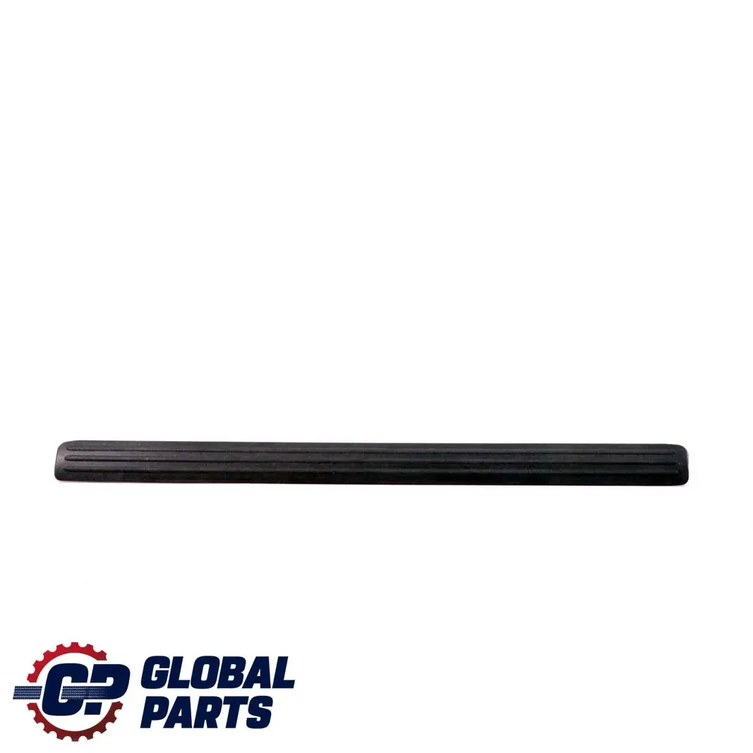 W414 Puerta Delantera Izquierda Embellecedor Reborde De Puerta para Mercedes Vaneo con número de pieza A4146860074 Mercedes Vaneo W414 Puerta Delantera Izquierda Embellecedor Reborde De Puerta - SKU A4146860074 - Número de pieza A4146860074