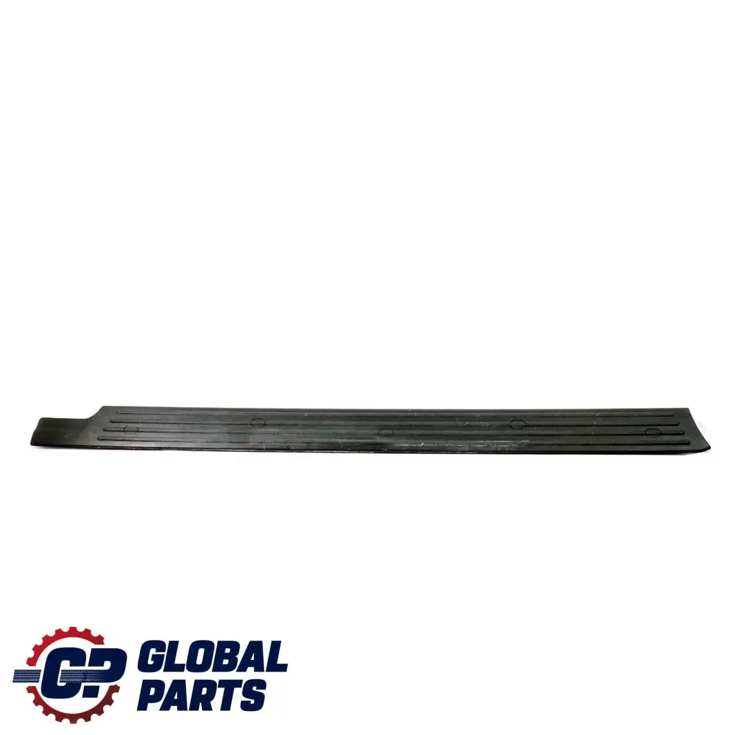 W414 Porta posteriore sinistra Porta scorrevole Ingresso Ledge Trim per Mercedes con numero di parte A4146860174 Mercedes W414 Porta posteriore sinistra Porta scorrevole Ingresso Ledge Trim - SKU A4146860174 - Numero di parte A4146860174