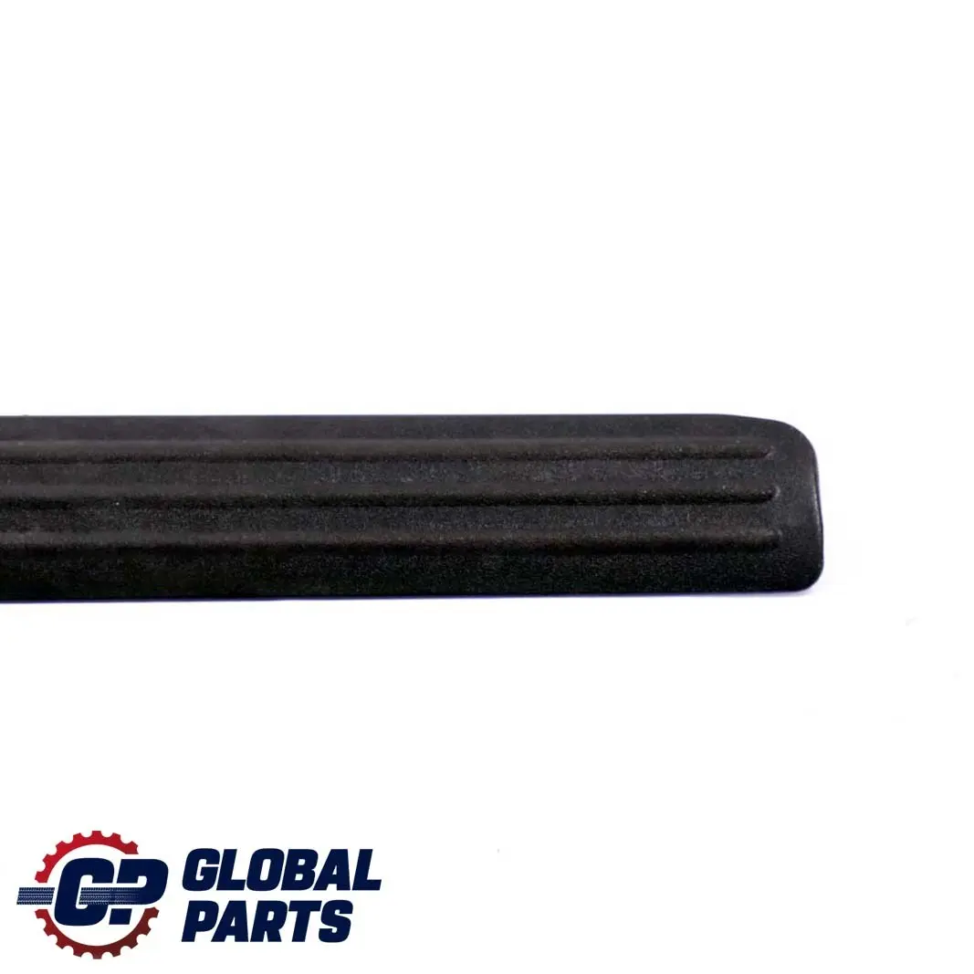 W414 Striscia rivestimento per la portiera anteriore destra O/S per Mercedes Vaneo con numero di parte A4146860274 Mercedes Vaneo W414 Striscia rivestimento per la portiera anteriore destra O/S - SKU A4146860274 - Numero di parte A4146860274