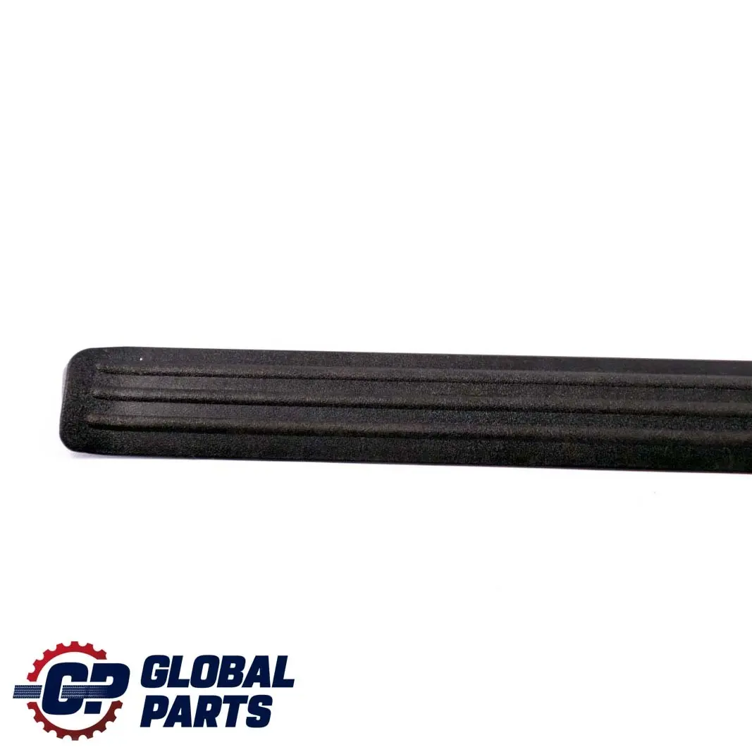 W414 Striscia rivestimento per la portiera anteriore destra O/S per Mercedes Vaneo con numero di parte A4146860274 Mercedes Vaneo W414 Striscia rivestimento per la portiera anteriore destra O/S - SKU A4146860274 - Numero di parte A4146860274