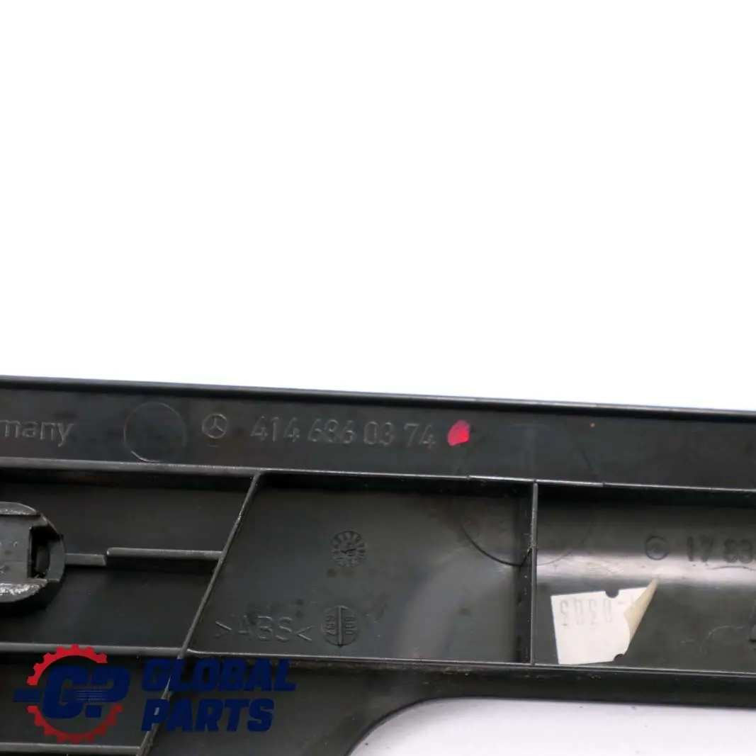 W414 Porta posteriore destra Porta scorrevole Ingresso Ledge Trim per Mercedes Vaneo con numero di parte A4146860374 Mercedes Vaneo W414 Porta posteriore destra Porta scorrevole Ingresso Ledge Trim - SKU A4146860374 - Numero di parte A4146860374