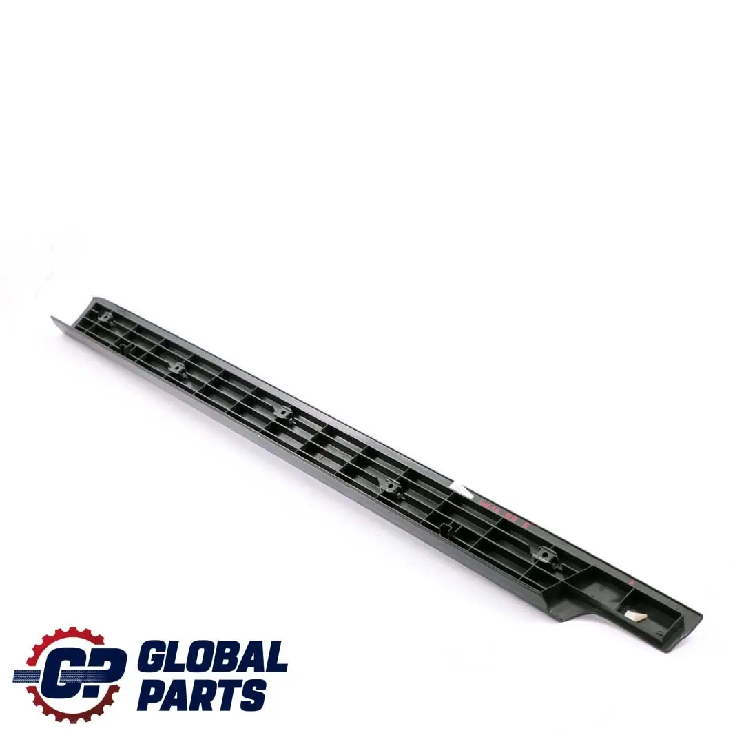 W414 Porta posteriore destra Porta scorrevole Ingresso Ledge Trim per Mercedes Vaneo con numero di parte A4146860374 Mercedes Vaneo W414 Porta posteriore destra Porta scorrevole Ingresso Ledge Trim - SKU A4146860374 - Numero di parte A4146860374