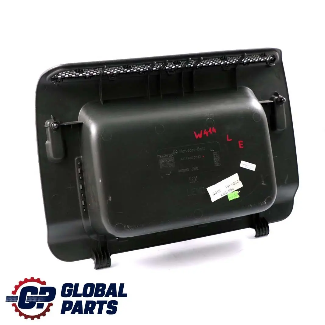 Mercedes-Benz W414 Bagagliaio Pannello Laterale Copertura Posteriore SX per con numero di parte A4146900092 Mercedes-Benz W414 Bagagliaio Pannello Laterale Copertura Posteriore SX - SKU A4146900092 - Numero di parte A4146900092