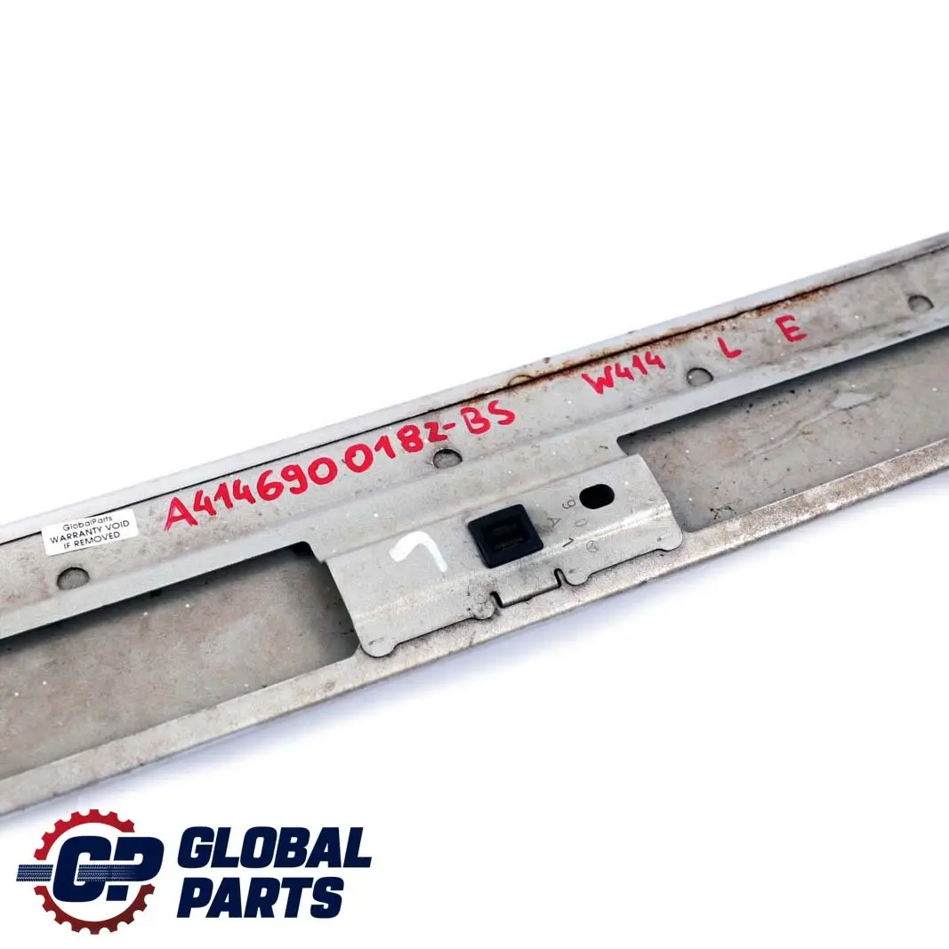 Mercedes-Benz Vaneo W414 Schiebetür Links Regenleistung Abdeckung für mit Teilenummer A4146900182 Mercedes-Benz Vaneo W414 Schiebetür Links Regenleistung Abdeckung - SKU A4146900182-BS - Teilenummer A4146900182